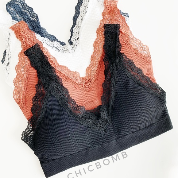 EVERYDAY LACE TRIM BRALETTE - BLACK - Picture 2 of 6